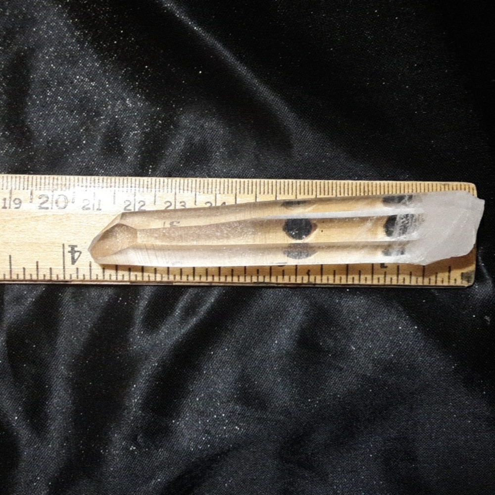 Quartz Crystal Point - Picture 5 of 7